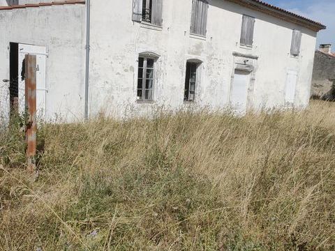   Vente Maison de village 7 pi�ces Maison - 7 pi�ce(s) - 200 m�