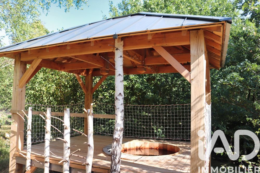 � vendre  Maison Champs-sur-Tarentaine-Marchal (15270)