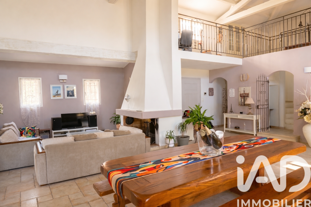 � vendre  Maison Besse-sur-Issole (83890)