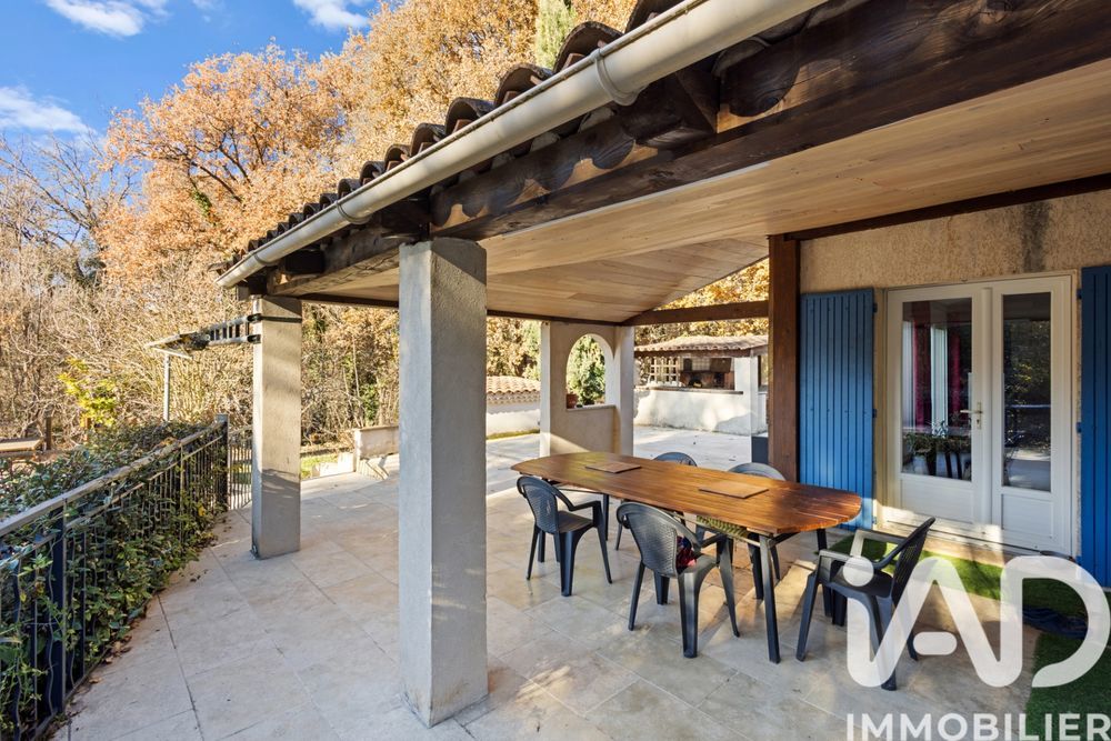 � vendre  Maison Jouques (13490)