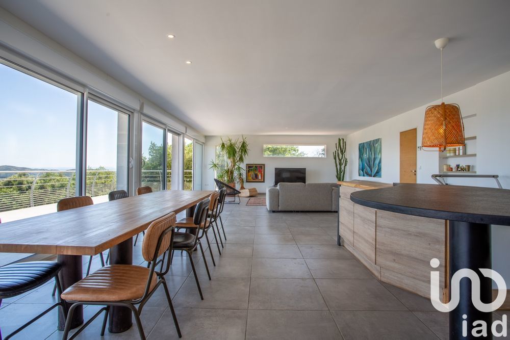 � vendre  Villa Rochefort-du-Gard (30650)