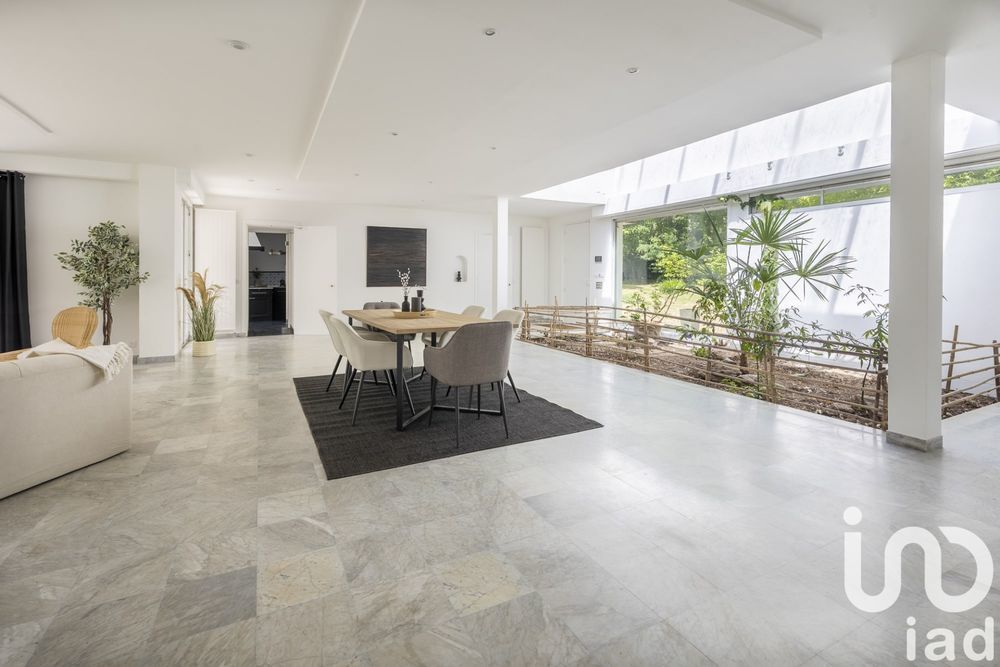 � vendre  Maison Sautron (44880)