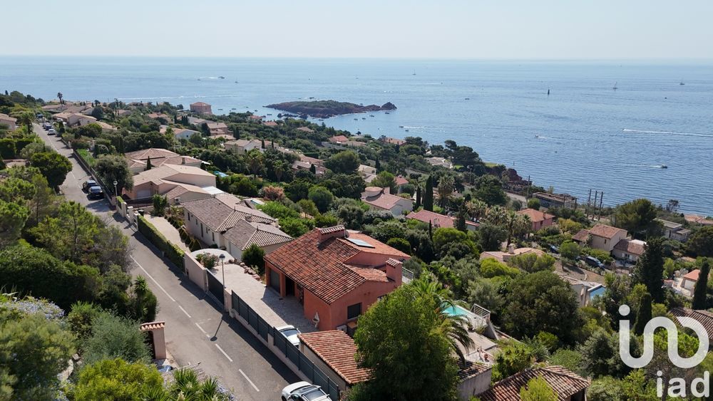 � vendre  Maison Saint-Rapha�l (83700)