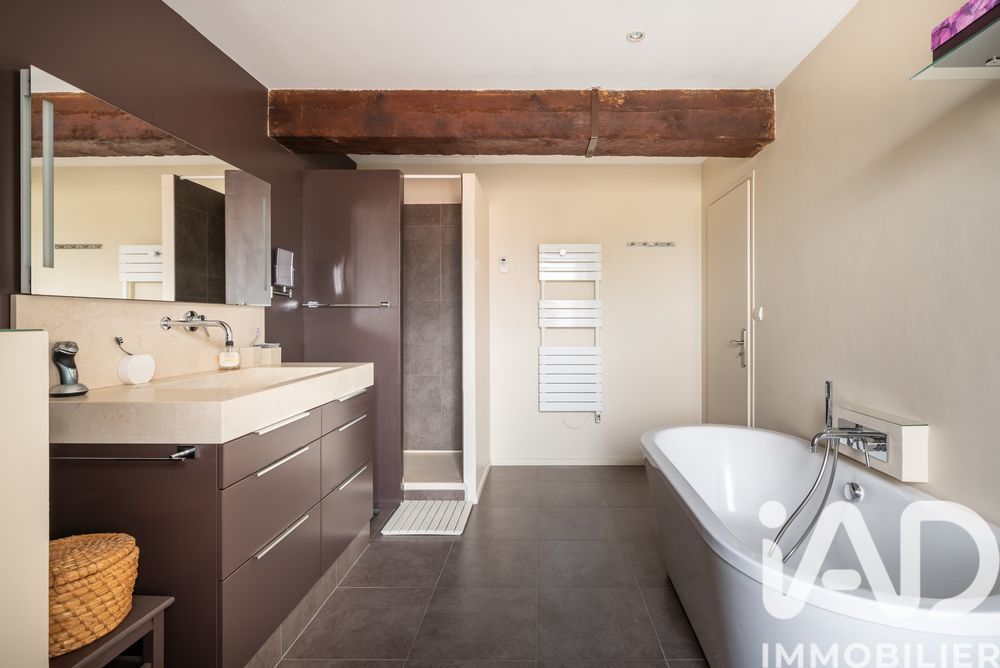 � vendre  Maison Champagnier (38800)