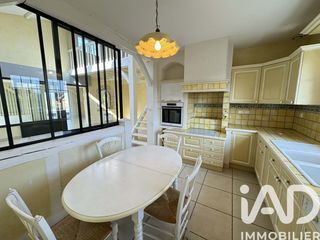  Maison � vendre 8 pi�ces 254 m�