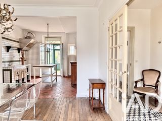  Maison � vendre 9 pi�ces 317 m�