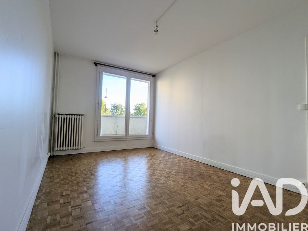 � vendre  Appartement Versailles (78000)