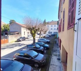  Immeuble � vendre 75 m�