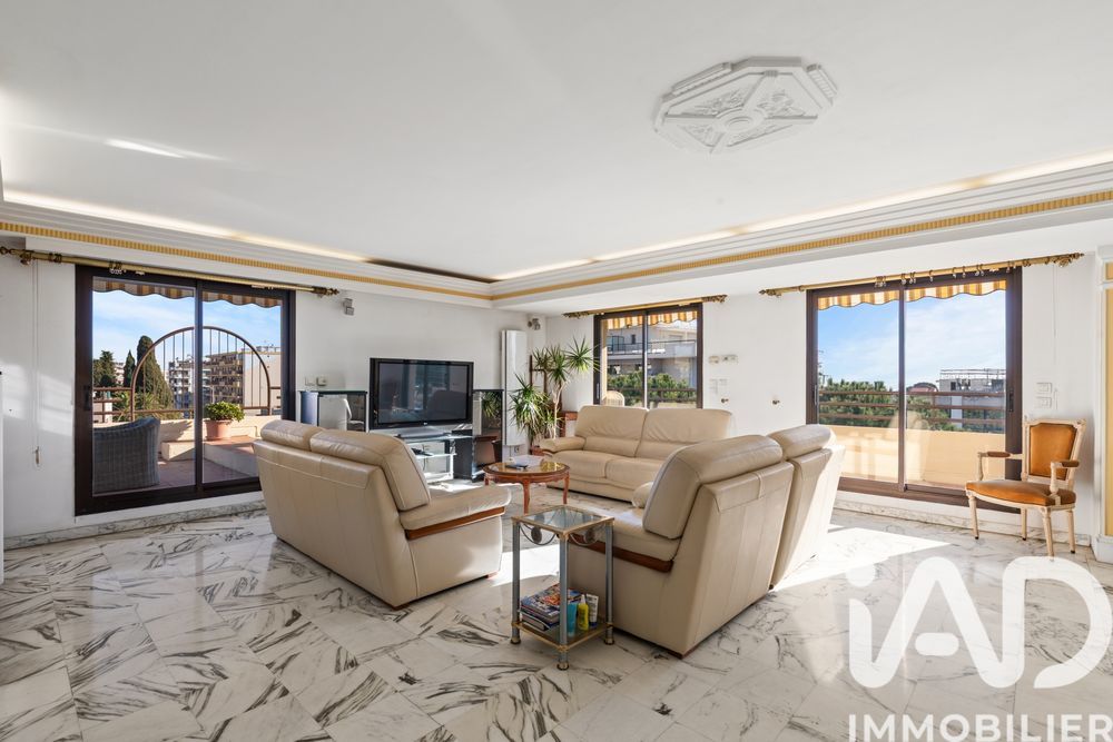 � vendre  Appartement Cagnes-sur-Mer (06800)