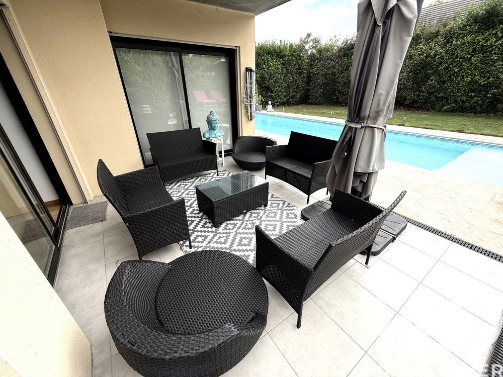 � vendre  Villa Reims (51100)