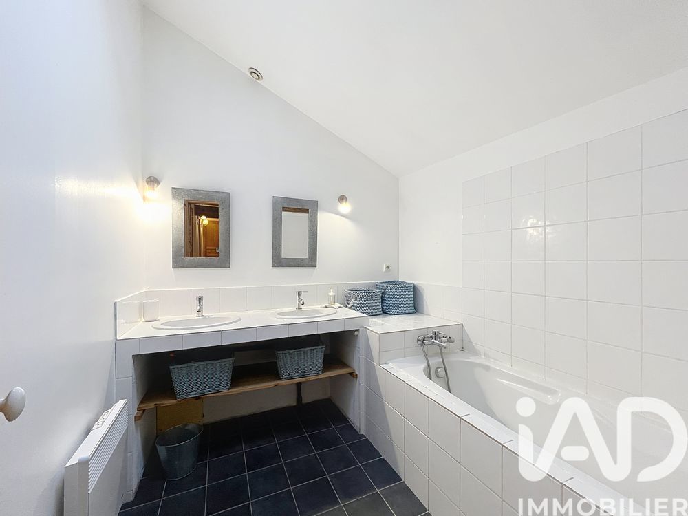 � vendre  Maison Orange (84100)