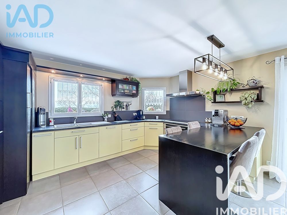 � vendre  Maison Collonges (01550)