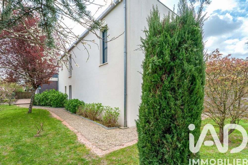 � vendre  Maison Saint-Cyr-sur-Loire (37540)