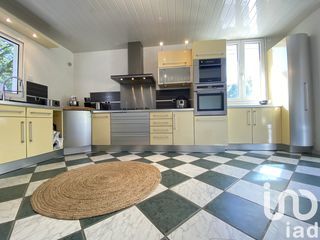  Maison � vendre 8 pi�ces 215 m�