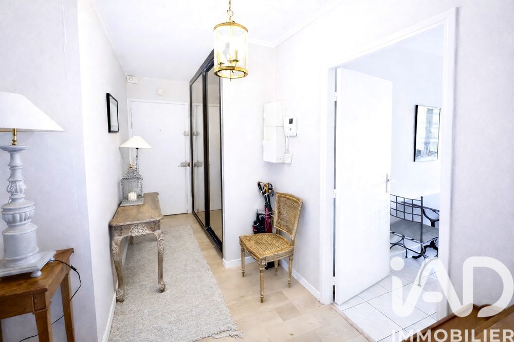 � vendre  Appartement Courbevoie (92400)