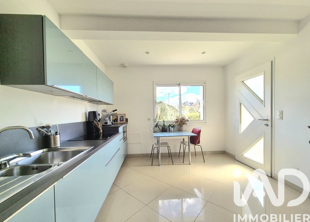 � vendre  Villa Cosnac (19360)