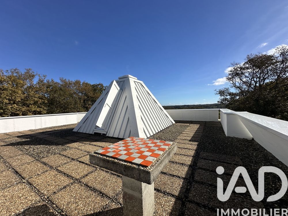 � vendre  Villa Saint-Loubouer (40320)