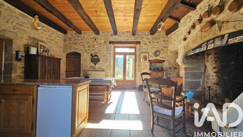 � vendre  Propri�t�/ch�teau Ambeyrac (12260)