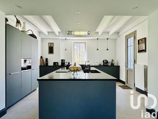  Maison � vendre 6 pi�ces 205 m�