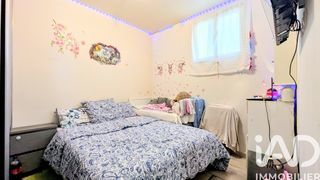  Immeuble � vendre 77 m�