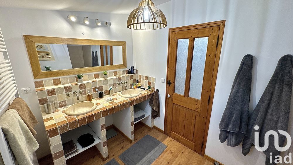 � vendre  Maison Uchaux (84100)