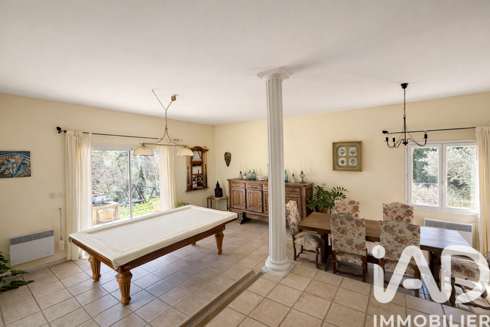 � vendre  Maison Saint-Maximin-la-Sainte-Baume (83470)