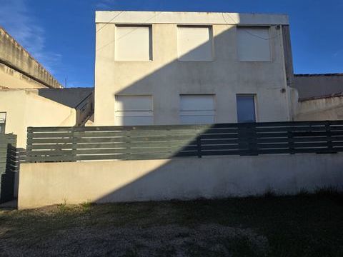   Vente Appartement 8 pi�ces Appartement - 8 pi�ce(s) - 172 m�