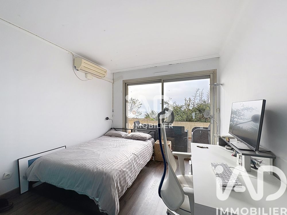 � vendre  Appartement Roquebrune-Cap-Martin (06190)