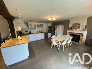  Maison � vendre 8 pi�ces 200 m�