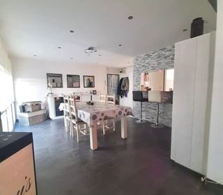  Appartement � vendre 4 pi�ces 76 m�