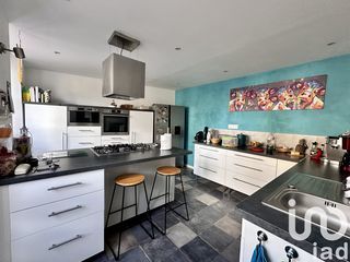  Maison � vendre 8 pi�ces 205 m�