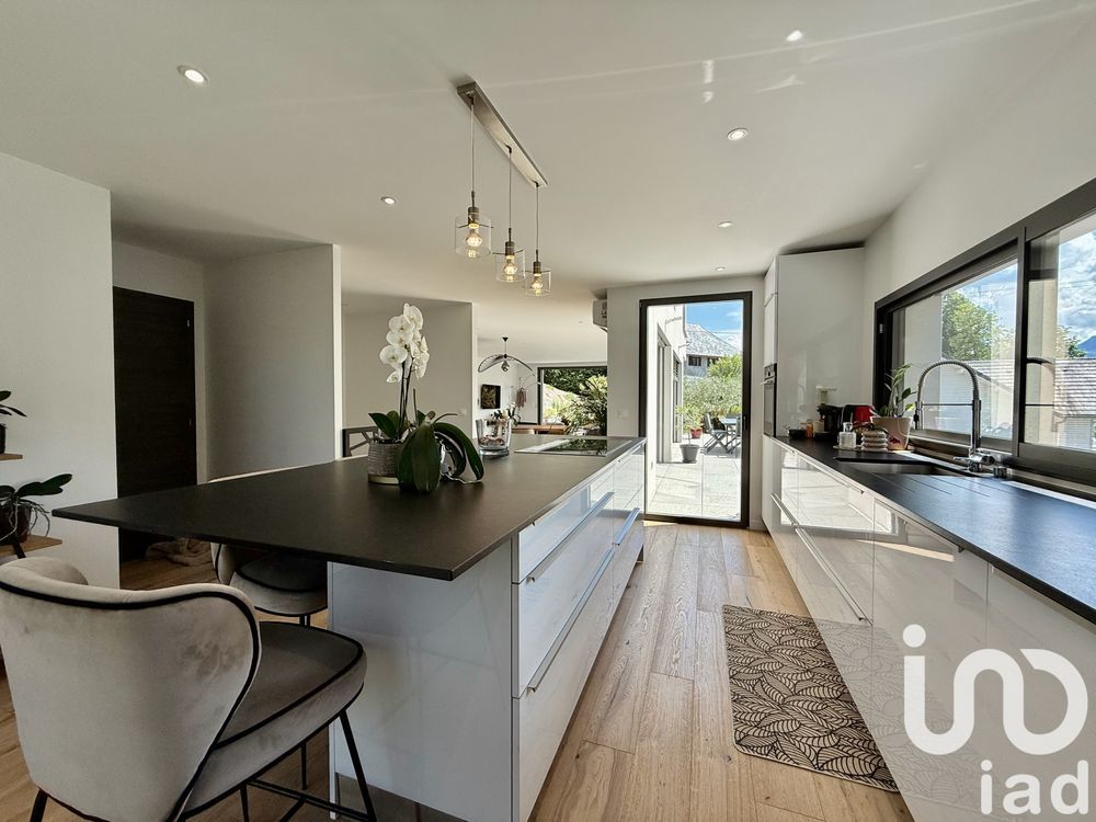 � vendre  Villa Saint-Alban-Leysse (73230)