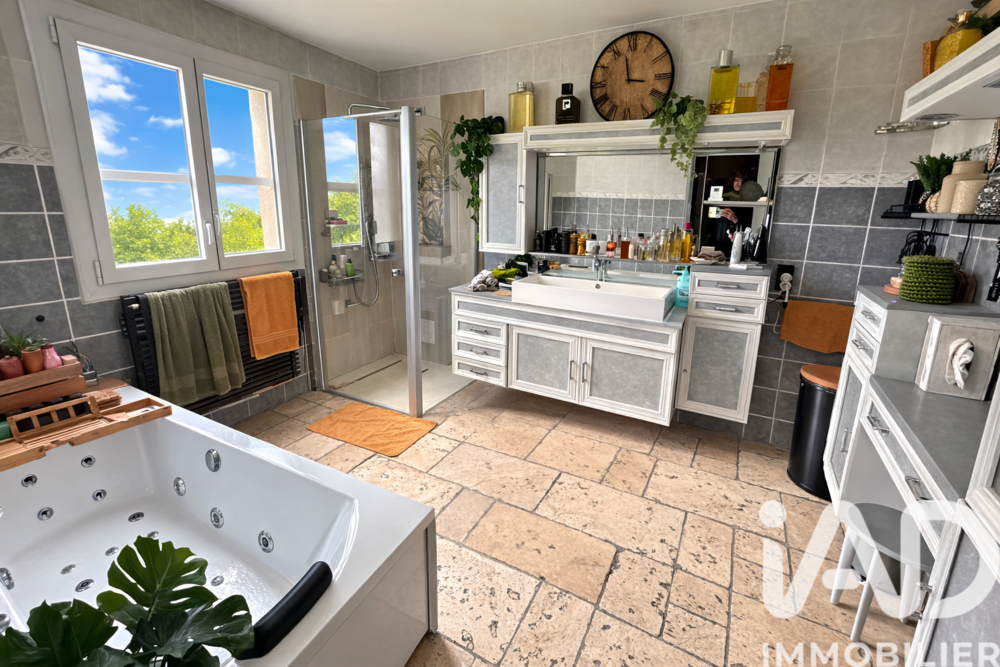 � vendre  Maison Le Thor (84250)