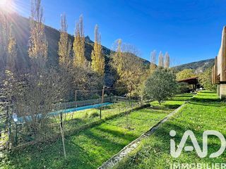  Maison � vendre 7 pi�ces 250 m�