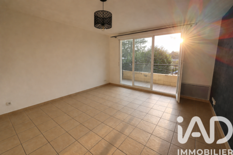   Vente Appartement 3 pi�ces Appartement - 3 pi�ce(s) - 61 m�