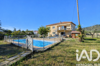  Maison � vendre 4 pi�ces 180 m�