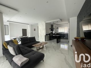  Villa � vendre 8 pi�ces 221 m�