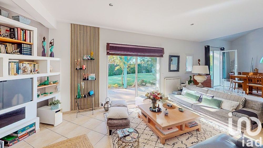 � vendre  Maison Bassussarry (64200)