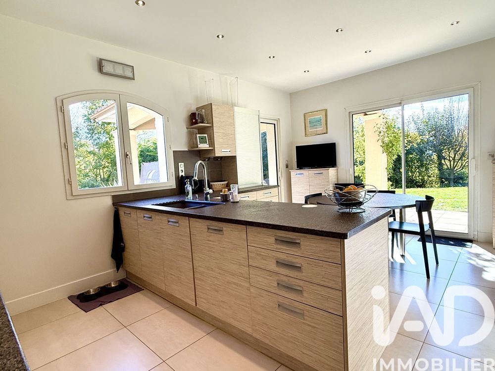 � vendre  Maison Saint-Didier-au-Mont-d'Or (69370)