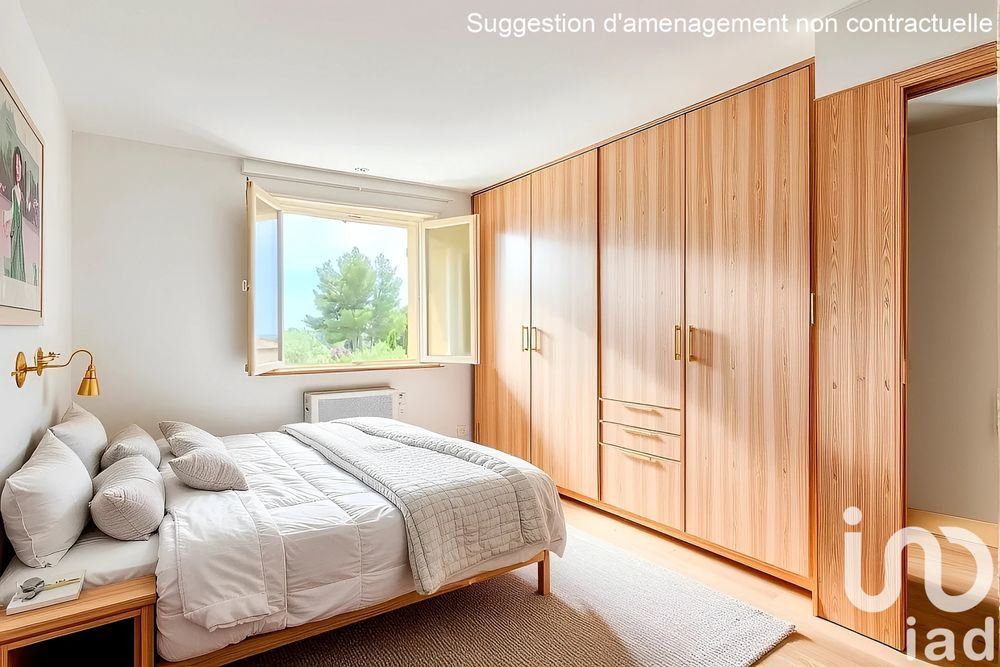 � vendre  Maison �guilles (13510)