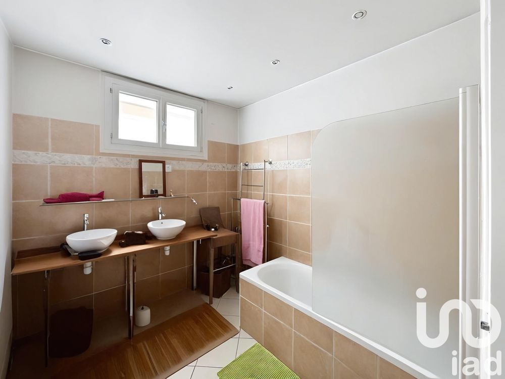 � vendre  Maison Marnes-la-Coquette (92430)