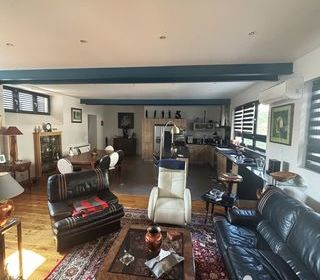  Appartement � vendre 4 pi�ces 147 m�