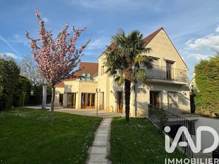  Villa � vendre 9 pi�ces 317 m�