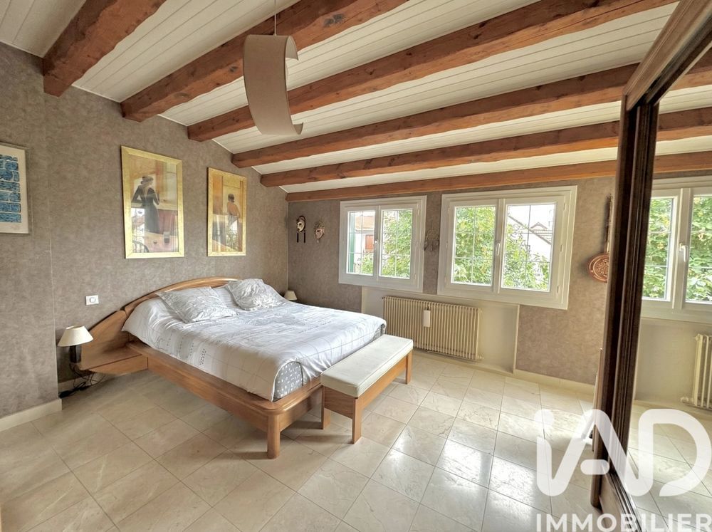 � vendre  Maison Rueil-Malmaison (92500)