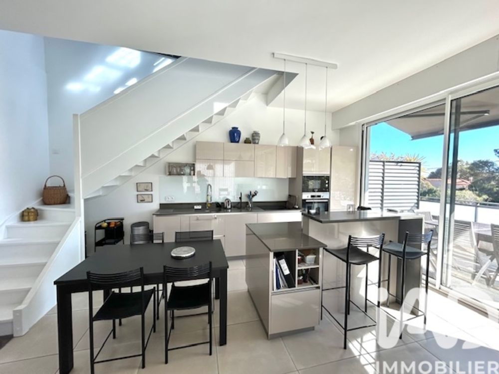 � vendre  Appartement Saint-Rapha�l (83700)