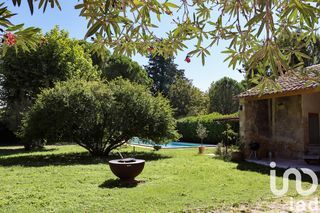  Maison � vendre 10 pi�ces 220 m�