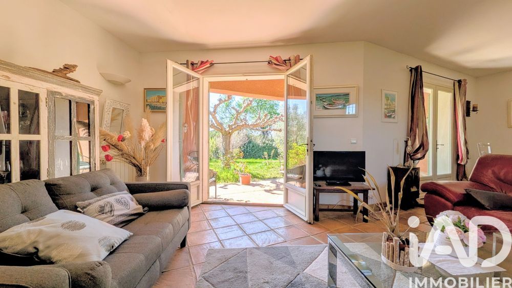 � vendre  Maison Saint-Cyr-sur-Mer (83270)