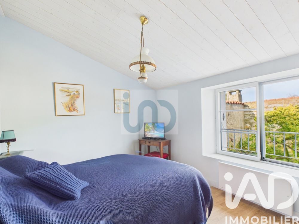 � vendre  Maison Saint-Martin-de-R� (17410)