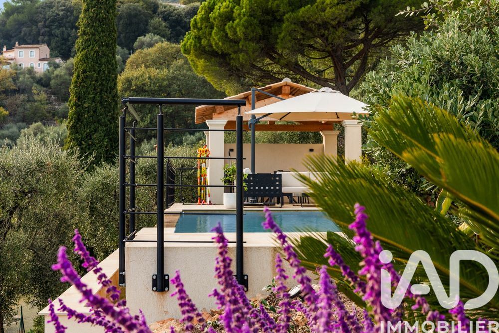 � vendre  Villa Sp�rac�des (06530)