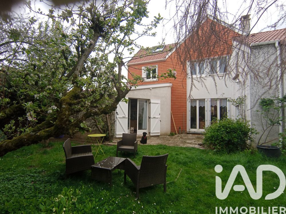 � vendre  Maison Voisins-le-Bretonneux (78960)